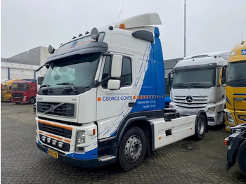 Ťahač VOLVO FM 400