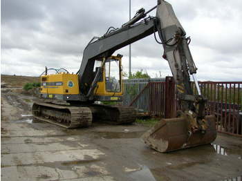 Pásové rýpadlo VOLVO EC200