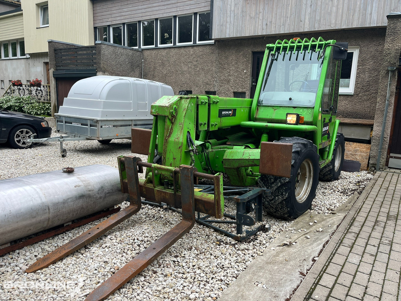 2001 Merlo P32.12EVS R4 Perkins 62kW Teleskooplaadur - Teleskopický nakladač: obrázok 2 2001 Merlo P32.12EVS R4 Perkins 62kW Teleskooplaadur - Teleskopický nakladač: obrázok 2