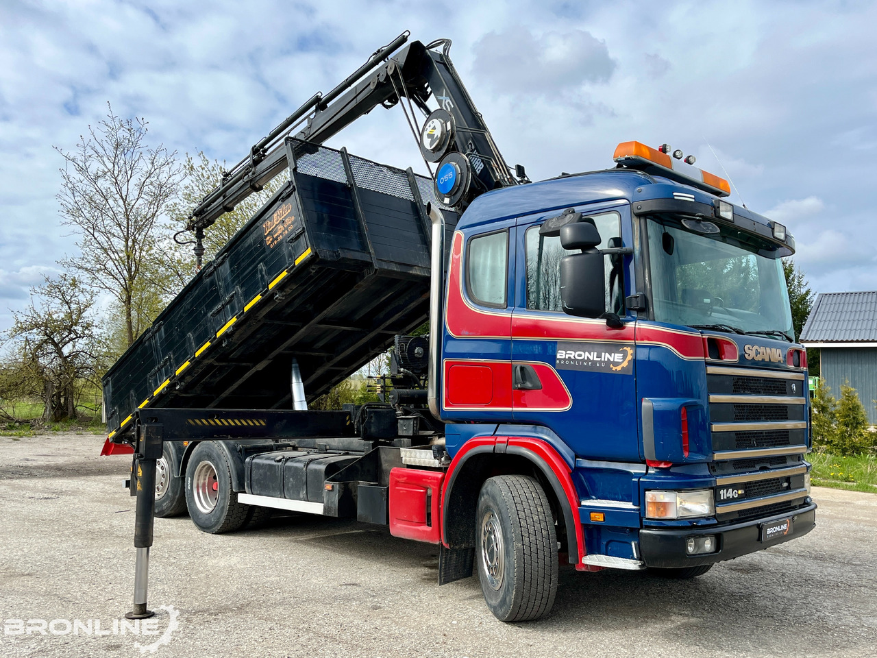 2002 SCANIA R114 6X2*4 Tipper+HIAB 166-e5 crane - Sklápač, Auto s hydraulickou rukou: obrázok 2 2002 SCANIA R114 6X2*4 Tipper+HIAB 166-e5 crane - Sklápač, Auto s hydraulickou rukou: obrázok 2