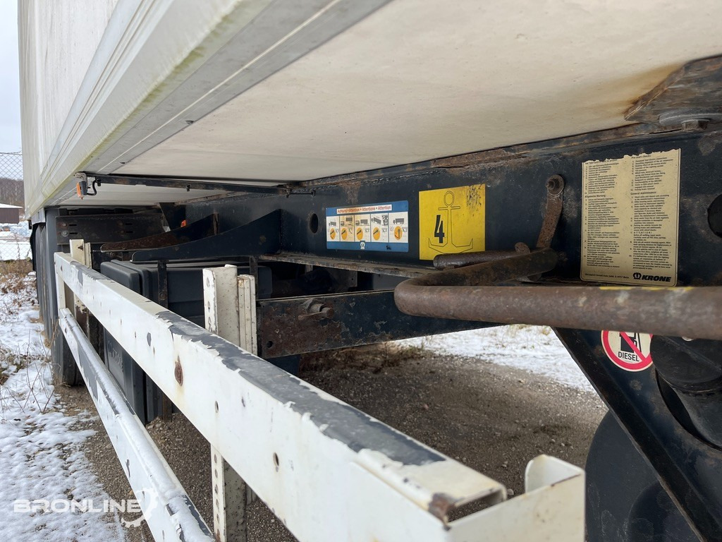Náves chladírenské 2003 KRONE SDR 27 Refrigerator semi trailer: obrázok 14 Náves chladírenské 2003 KRONE SDR 27 Refrigerator semi trailer: obrázok 14