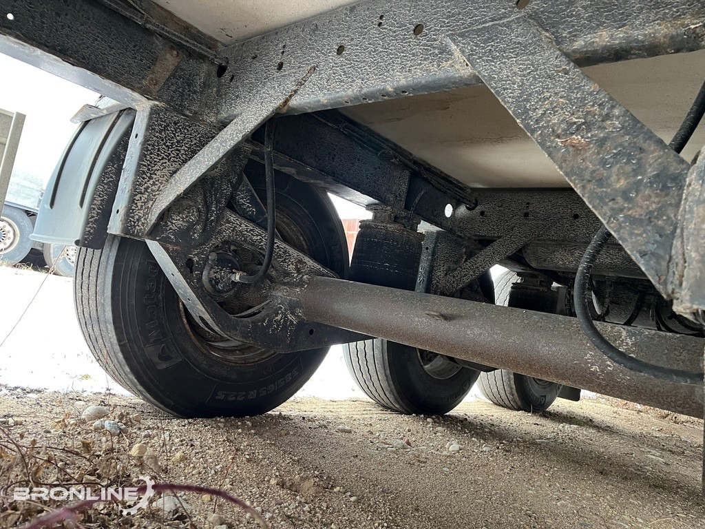 Náves chladírenské 2003 KRONE SDR 27 Refrigerator semi trailer: obrázok 8 Náves chladírenské 2003 KRONE SDR 27 Refrigerator semi trailer: obrázok 8