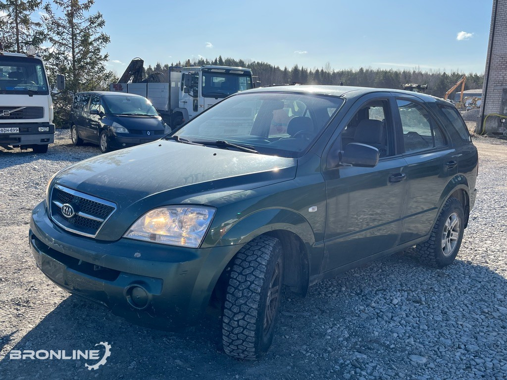 2004 KIA Sorento 4x4 - Automobil: obrázok 2 2004 KIA Sorento 4x4 - Automobil: obrázok 2