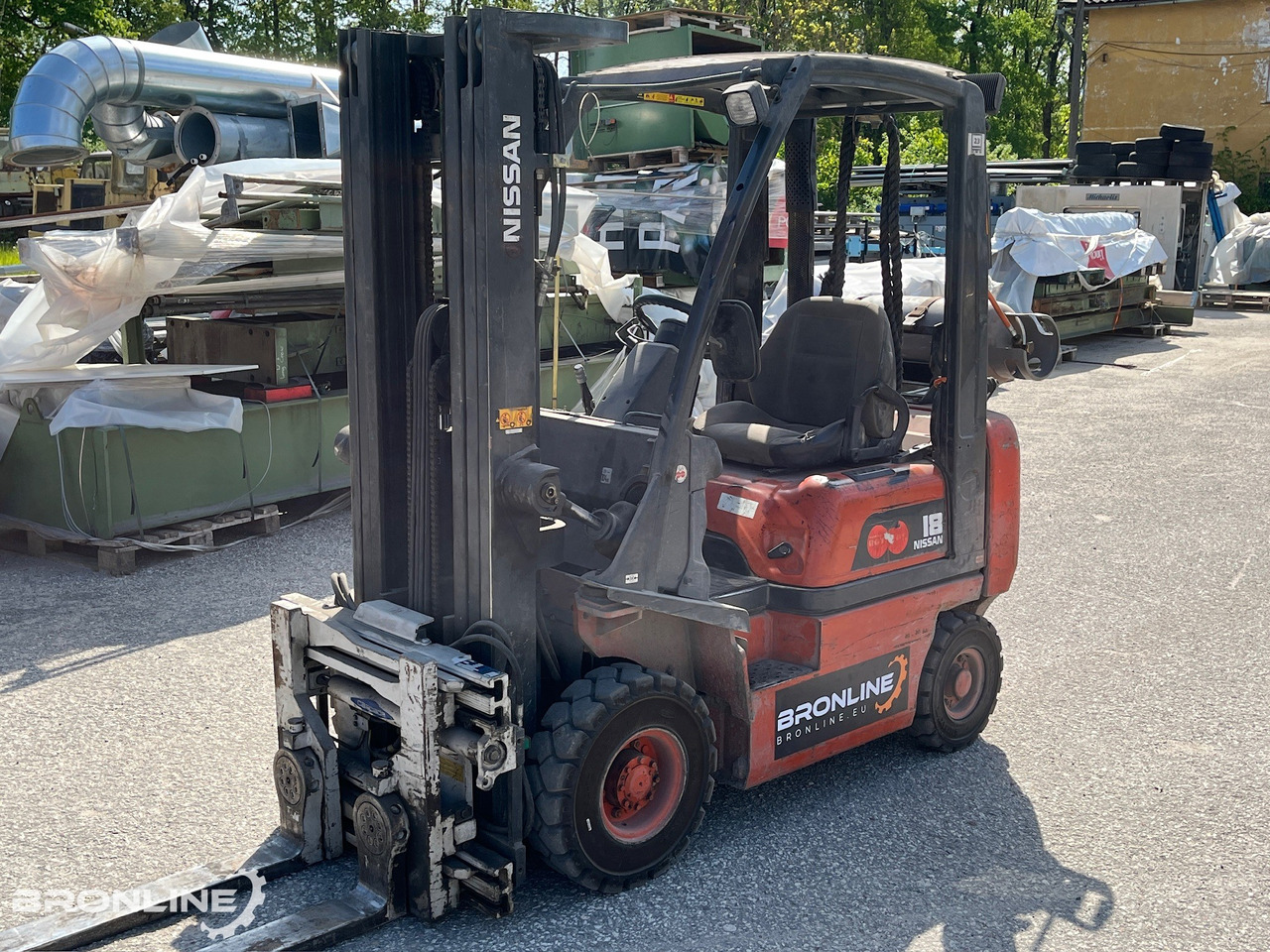 2004 Nissan PD01A18PO kahveltõstuk - Plynový vysokozdvižný vozík: obrázok 5 2004 Nissan PD01A18PO kahveltõstuk - Plynový vysokozdvižný vozík: obrázok 5