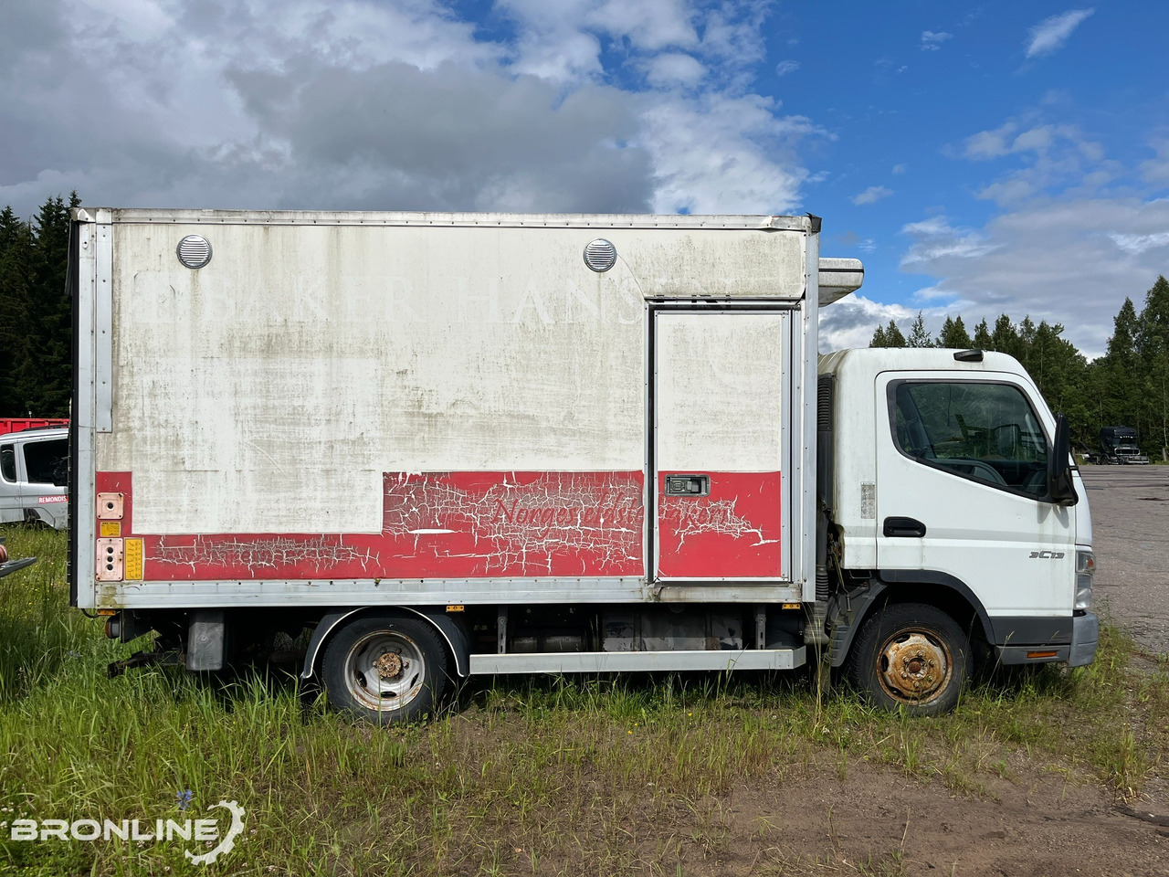 2007 Mitsubishi Fuso Canter 3c13 BOX - Chladirenské nákladné vozidlo: obrázok 4 2007 Mitsubishi Fuso Canter 3c13 BOX - Chladirenské nákladné vozidlo: obrázok 4