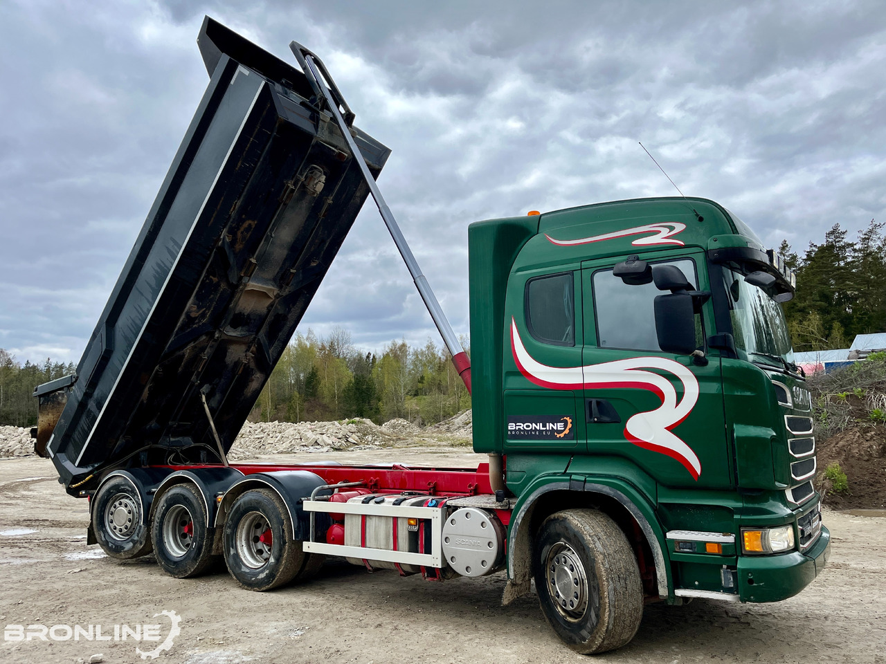 2013 V8 SCANIA R560 8X4 Tipper/Kallur/Retarder - Sklápač: obrázok 4 2013 V8 SCANIA R560 8X4 Tipper/Kallur/Retarder - Sklápač: obrázok 4