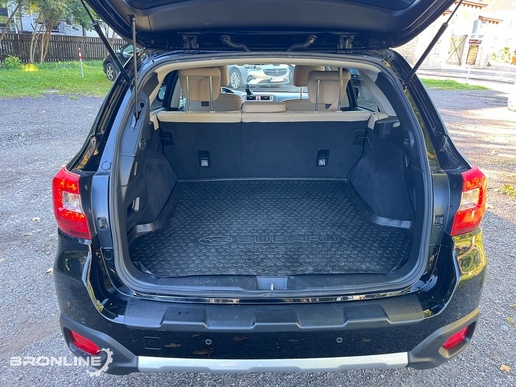Automobil 2016 Subaru Outback 2.5 129kW: obrázok 20