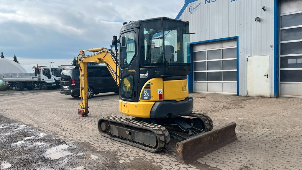 Komatsu PC35MR-3 PC35MR Minibagger 3740 Kg ab 469€ mtl. - Mini rýpadlo: obrázok 5 Komatsu PC35MR-3 PC35MR Minibagger 3740 Kg ab 469€ mtl. - Mini rýpadlo: obrázok 5