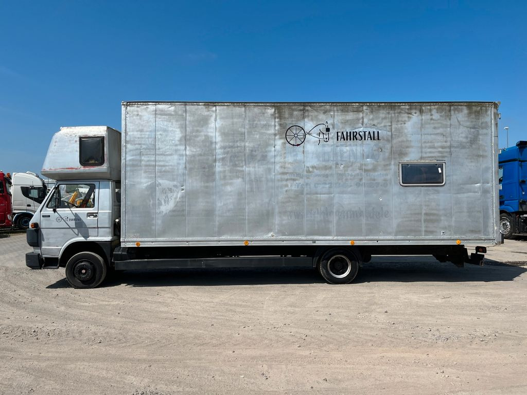 MAN VW-MAN LO2 Koffer Schlafkabine - Dodávka skriňová nadstavba: obrázok 2 MAN VW-MAN LO2 Koffer Schlafkabine - Dodávka skriňová nadstavba: obrázok 2