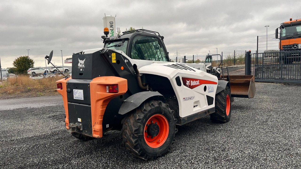 Bobcat T35.105LB Teleskoplader 7600 Kg Gabel Schaufel - Manipulačná technika: obrázok 4 Bobcat T35.105LB Teleskoplader 7600 Kg Gabel Schaufel - Manipulačná technika: obrázok 4