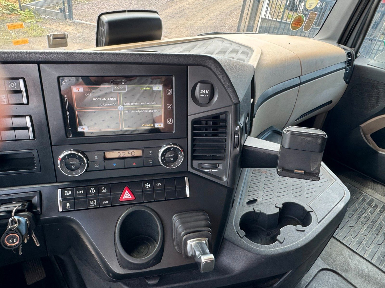 Sklápač Mercedes-Benz Actros 1842 Kipper Dreiseitenkipper: obrázok 12