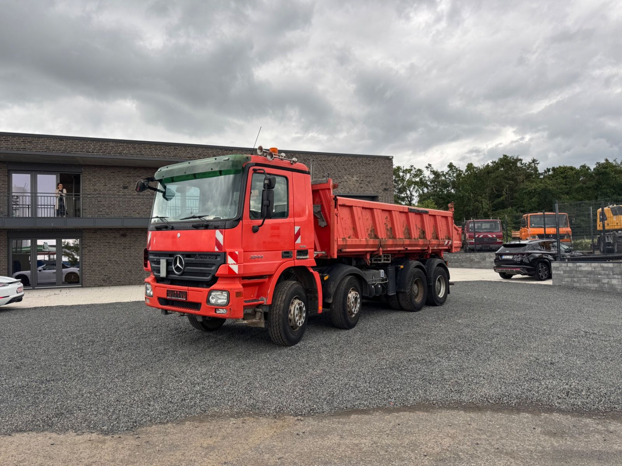 Mercedes-Benz Actros 3244 Dreiseitenkipper Meiller Bordm 8x4 - Sklápač: obrázok 2 Mercedes-Benz Actros 3244 Dreiseitenkipper Meiller Bordm 8x4 - Sklápač: obrázok 2