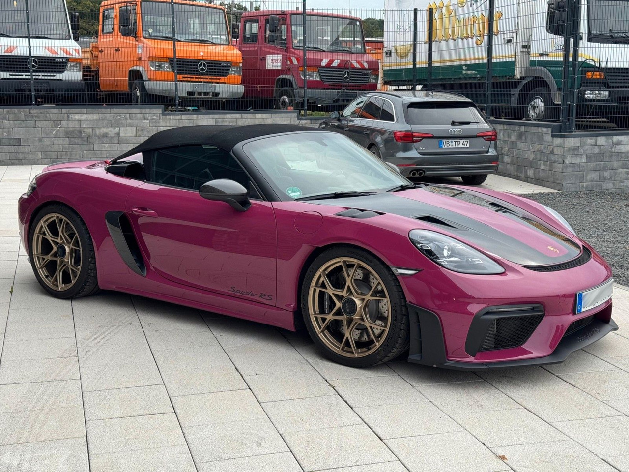 Porsche Boxster 718 Spyder RS WEISSACH LIFT - Kabriolet: obrázok 5 Porsche Boxster 718 Spyder RS WEISSACH LIFT - Kabriolet: obrázok 5