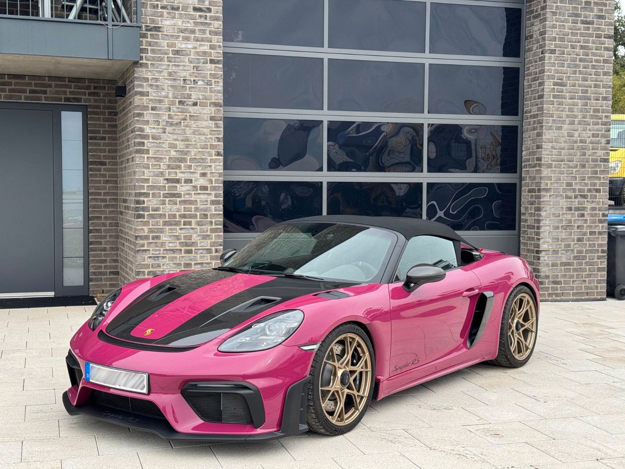 Porsche Boxster 718 Spyder RS WEISSACH LIFT - Kabriolet: obrázok 2 Porsche Boxster 718 Spyder RS WEISSACH LIFT - Kabriolet: obrázok 2