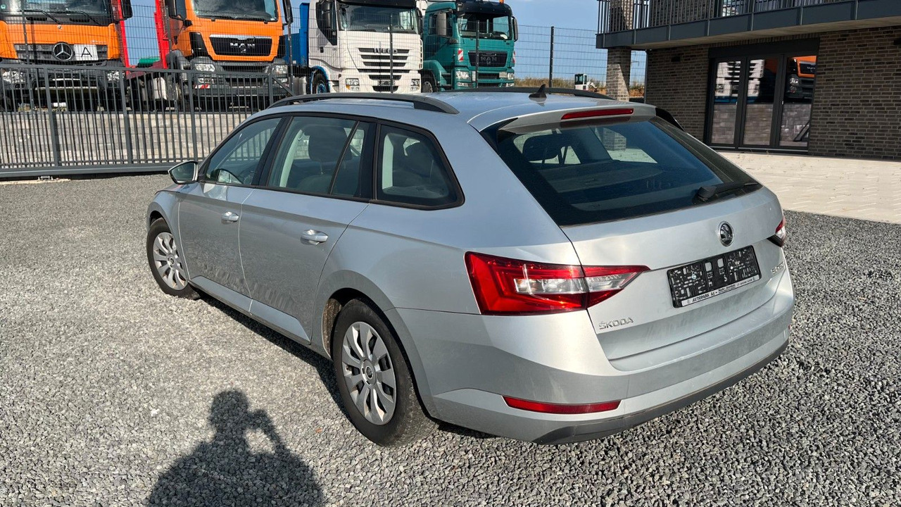 Skoda Superb Combi Active - Kombi: obrázok 5 Skoda Superb Combi Active - Kombi: obrázok 5