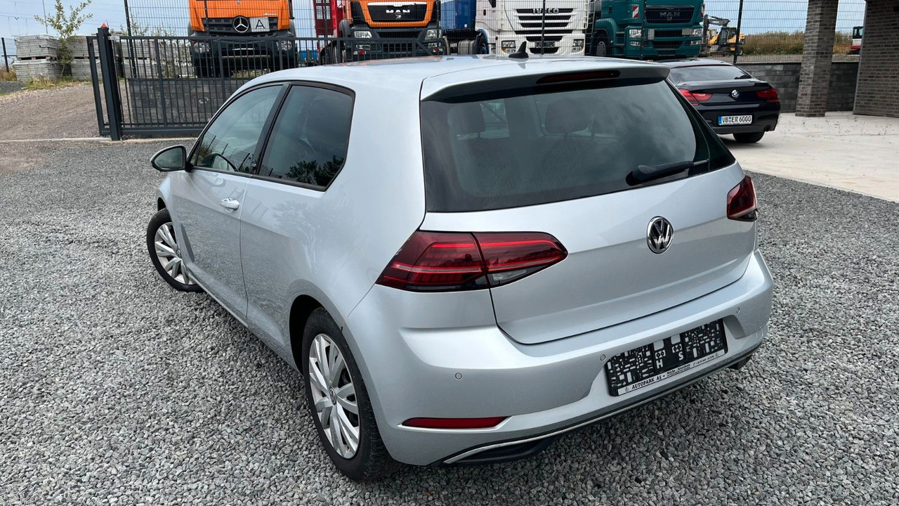 Volkswagen Golf VII Lim. Sound Start-Stopp - Automobil: obrázok 5 Volkswagen Golf VII Lim. Sound Start-Stopp - Automobil: obrázok 5