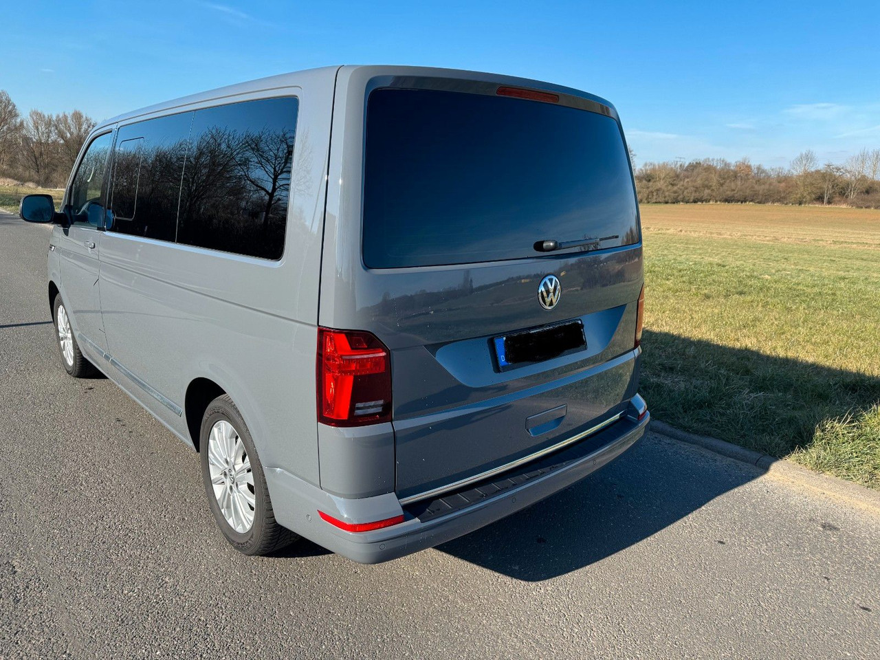 Volkswagen T6.1 Transporter Multivan Generation Six 4x4 - Mikrobus: obrázok 5 Volkswagen T6.1 Transporter Multivan Generation Six 4x4 - Mikrobus: obrázok 5