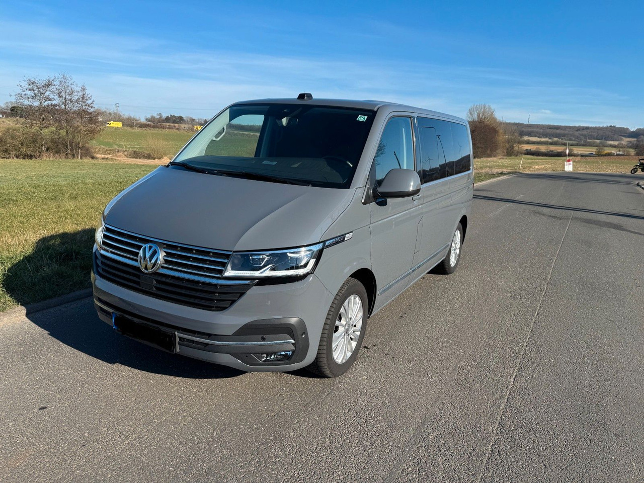 Volkswagen T6.1 Transporter Multivan Generation Six 4x4 - Mikrobus: obrázok 2 Volkswagen T6.1 Transporter Multivan Generation Six 4x4 - Mikrobus: obrázok 2