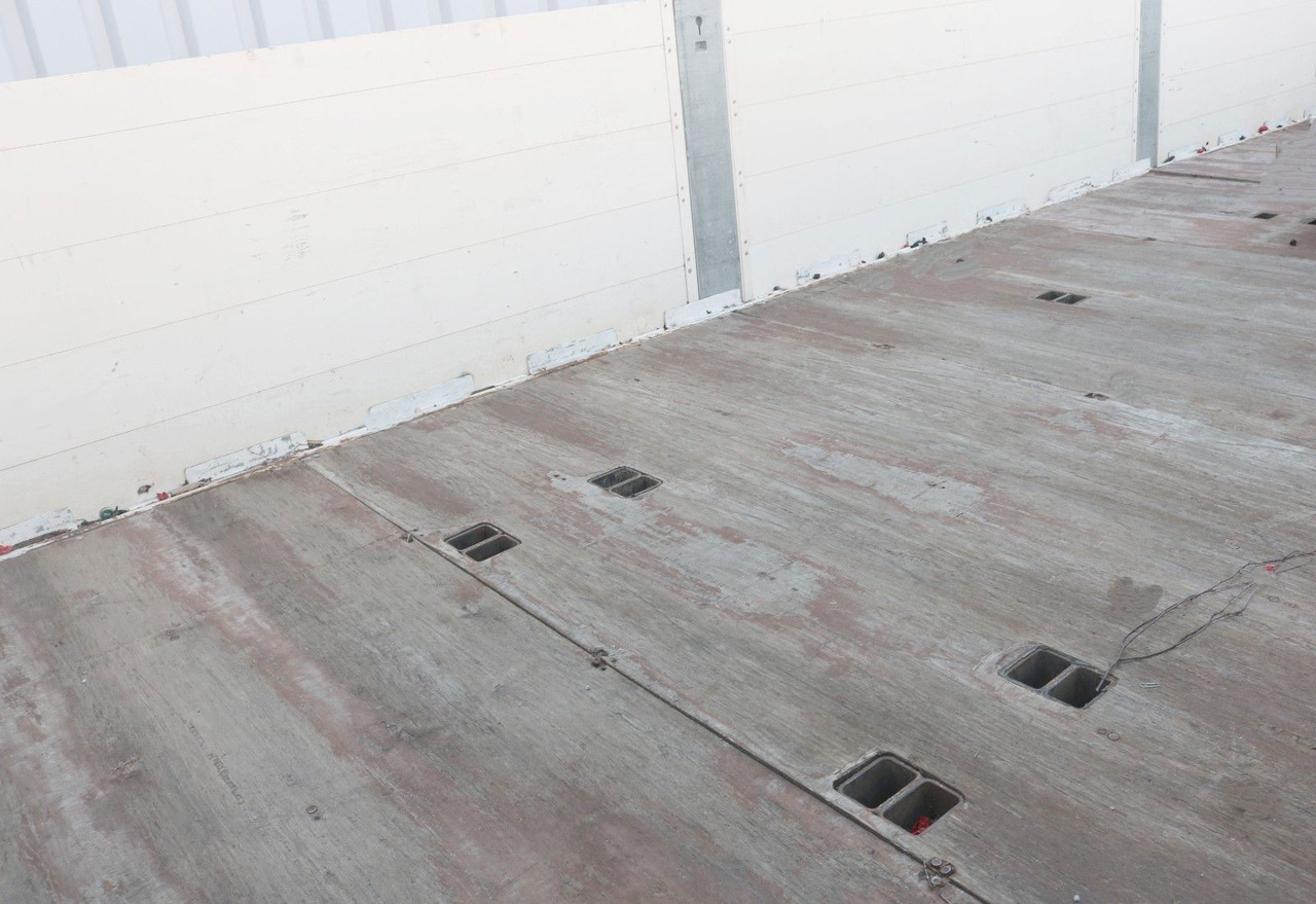 Mercedes-Benz Antos 2641L Prits. / Staplerhaltg. Stahltransp. - Valníkový/ Plošinový nákladný automobil: obrázok 4 Mercedes-Benz Antos 2641L Prits. / Staplerhaltg. Stahltransp. - Valníkový/ Plošinový nákladný automobil: obrázok 4