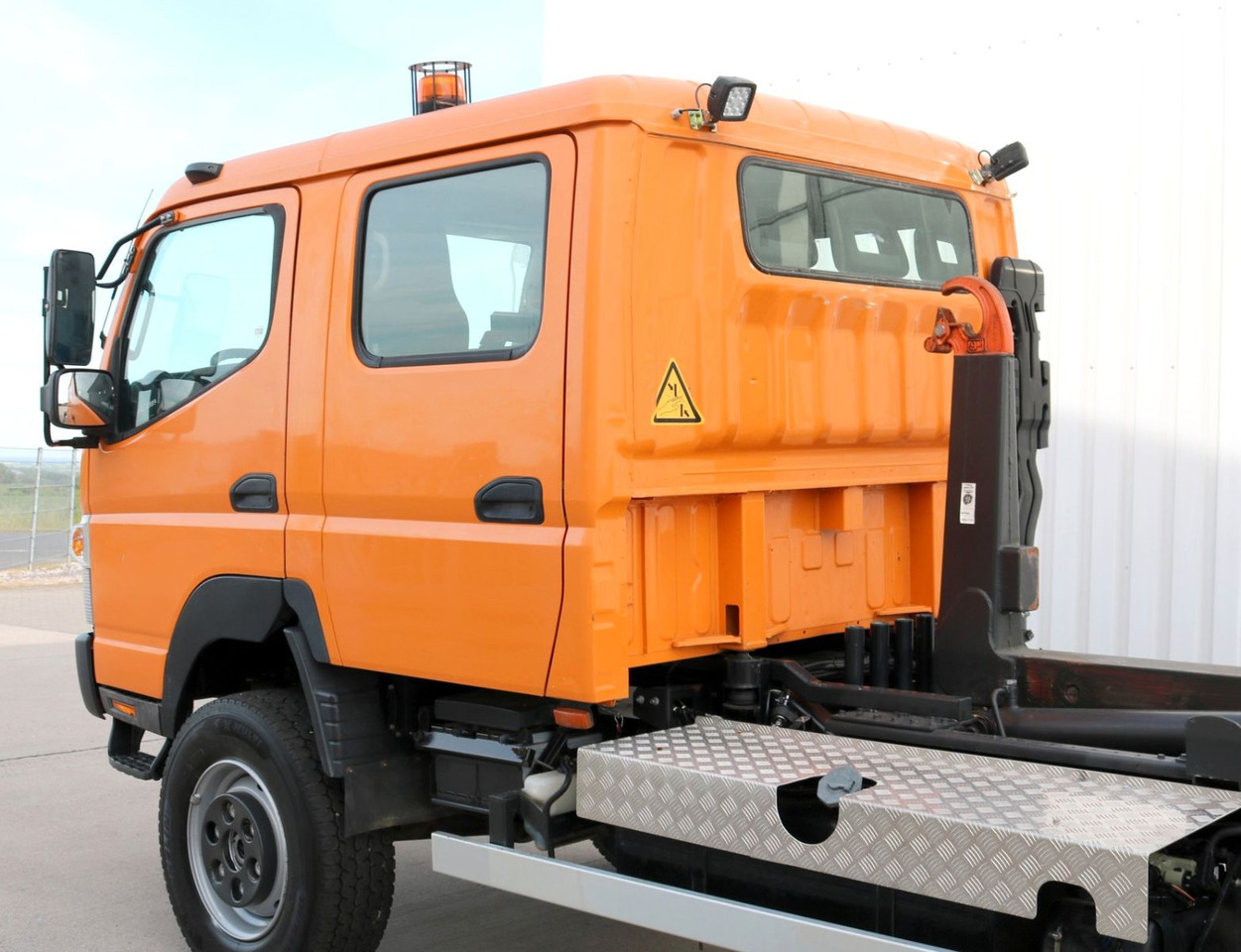 Mitsubishi CANTER 6C180 DOKA 4x4 KLIMA WINDE Standhz. 37tkm - Podvozek s kabinou: obrázok 5 Mitsubishi CANTER 6C180 DOKA 4x4 KLIMA WINDE Standhz. 37tkm - Podvozek s kabinou: obrázok 5