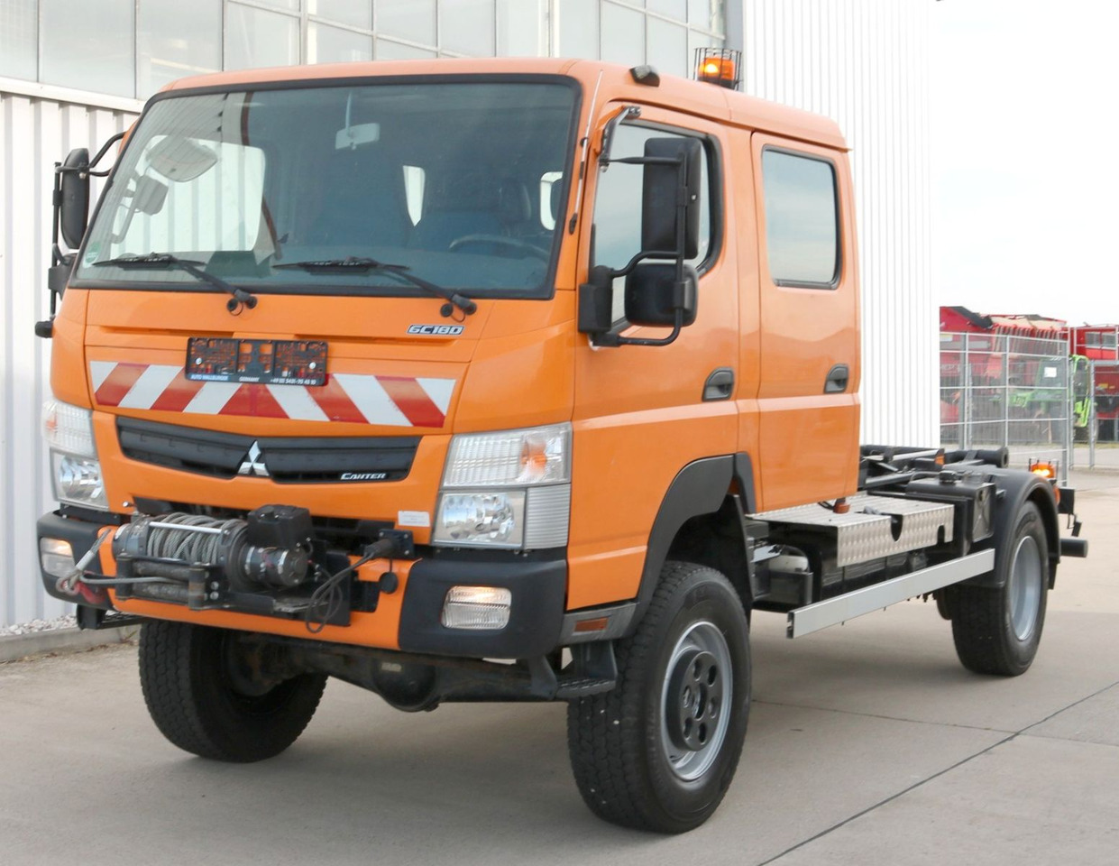 Mitsubishi CANTER 6C180 DOKA 4x4 KLIMA WINDE Standhz. 37tkm - Podvozek s kabinou: obrázok 1 Mitsubishi CANTER 6C180 DOKA 4x4 KLIMA WINDE Standhz. 37tkm - Podvozek s kabinou: obrázok 1