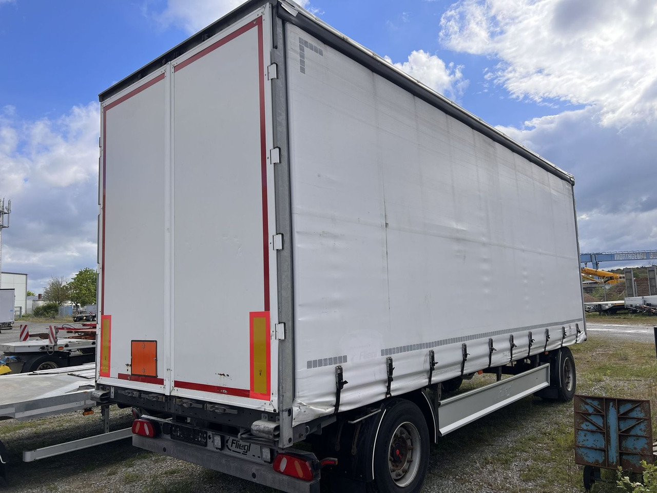 2 Achs Jumbo- Planen, Mega, durchladbar - Plachtový príves: obrázok 3 2 Achs Jumbo- Planen, Mega, durchladbar - Plachtový príves: obrázok 3
