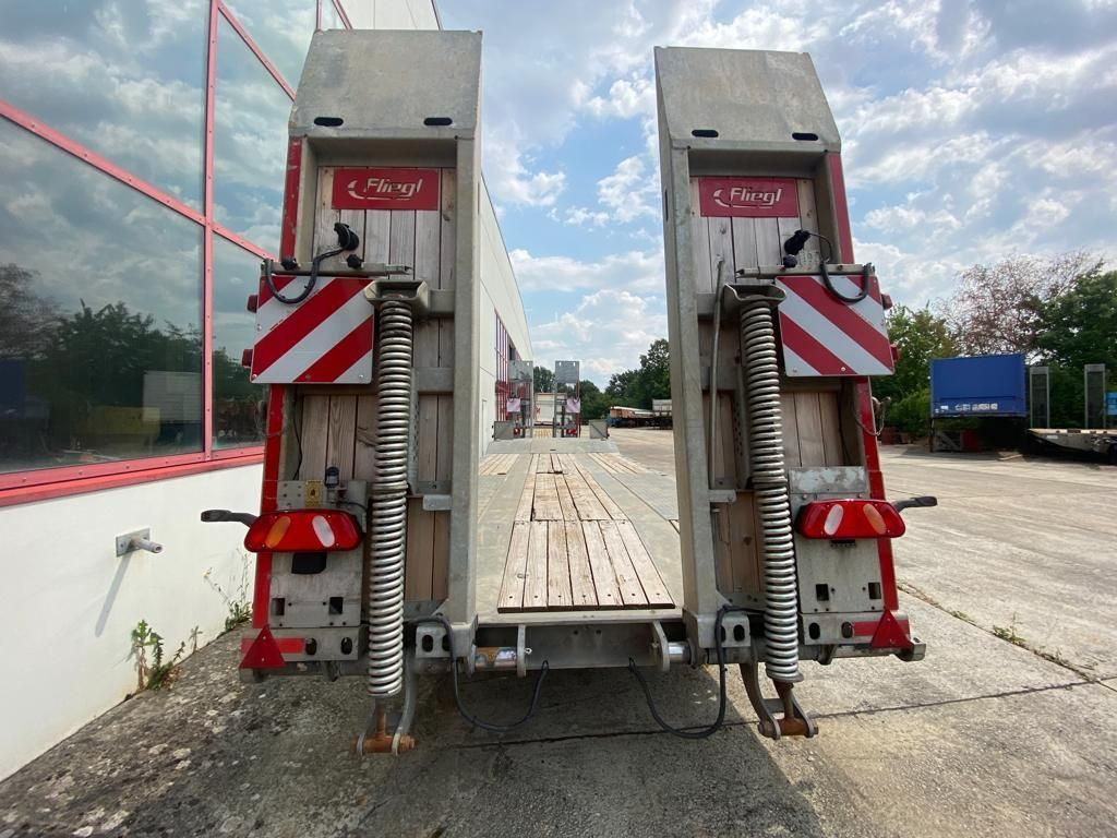 Fliegl 3 Achs Tiefladeranhänger - Príves podvalník: obrázok 5 Fliegl 3 Achs Tiefladeranhänger - Príves podvalník: obrázok 5