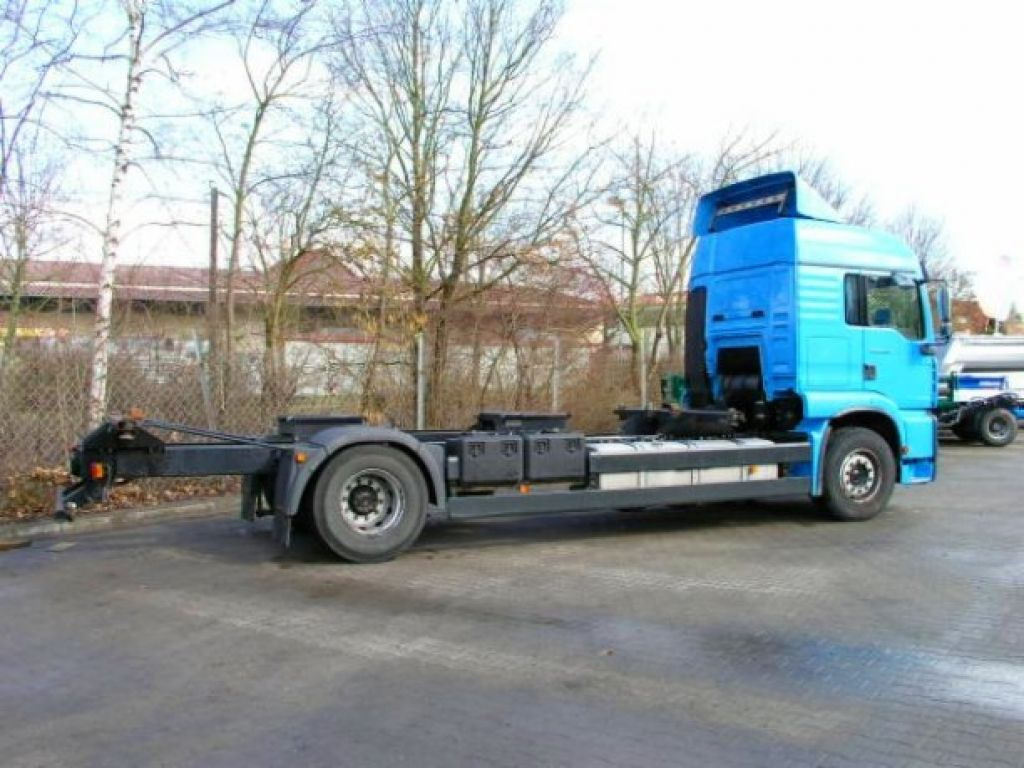 MAN 18.410 TGA2 Achs BDF- LKW - Kontejnérový podvozek/ Výměnná nástavba: obrázok 4 MAN 18.410 TGA2 Achs BDF- LKW - Kontejnérový podvozek/ Výměnná nástavba: obrázok 4