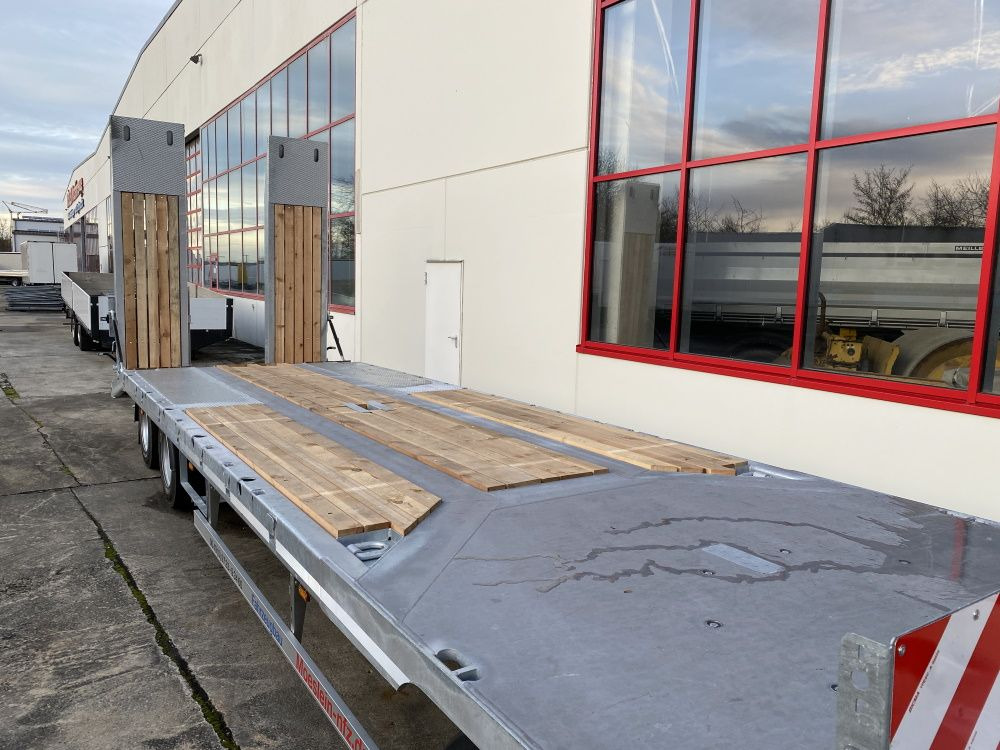 Möslein T 3-8,20 P VB H1 Blatt 3 Achs Tieflader mit gerader Ladefläche 8,10 m, Neufahrzeug - Príves podvalník: obrázok 5 Möslein T 3-8,20 P VB H1 Blatt 3 Achs Tieflader mit gerader Ladefläche 8,10 m, Neufahrzeug - Príves podvalník: obrázok 5