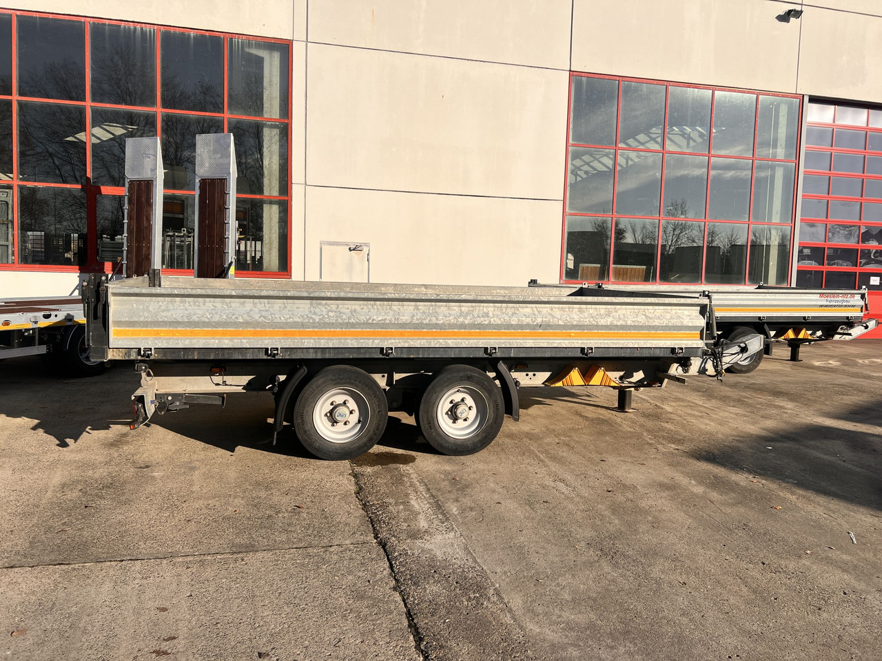 Möslein TDS 13 Schwebheim 13 t Tandemkipper- Tieflader - Príves sklápěcí: obrázok 2 Möslein TDS 13 Schwebheim 13 t Tandemkipper- Tieflader - Príves sklápěcí: obrázok 2