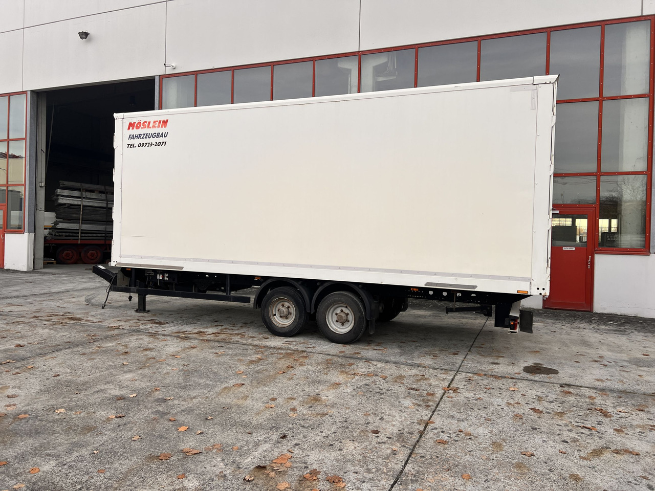 Möslein TKO 105 D Schwebheim Tandem- Koffer- Anhänger, Durchladbar - Príves skriňové: obrázok 5 Möslein TKO 105 D Schwebheim Tandem- Koffer- Anhänger, Durchladbar - Príves skriňové: obrázok 5