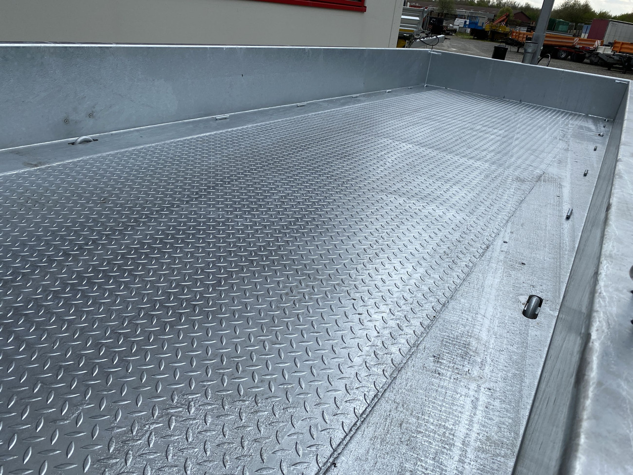 Möslein TT 11-E6x2 hydr. Rampen Tieflader für Fräsen breiten hydraulischen Rampen, Neu - Príves podvalník: obrázok 3 Möslein TT 11-E6x2 hydr. Rampen Tieflader für Fräsen breiten hydraulischen Rampen, Neu - Príves podvalník: obrázok 3