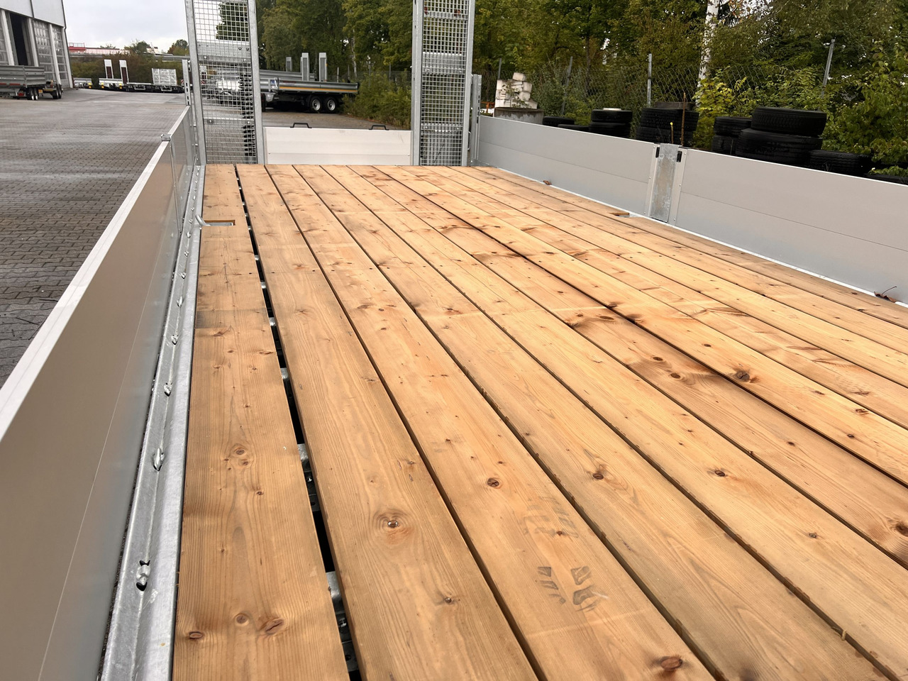 Möslein TT 14 14,4 t TandemtiefladerNeufahrzeug - Príves podvalník: obrázok 4 Möslein TT 14 14,4 t TandemtiefladerNeufahrzeug - Príves podvalník: obrázok 4