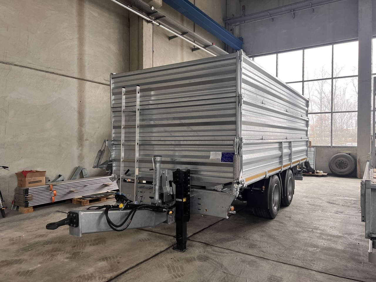 Möslein TTD 19 AB 19 t Tandem Kipper Tieflader2 x Aufsatzbordwänden-- Neufahrzeug -- - Príves sklápěcí: obrázok 3 Möslein TTD 19 AB 19 t Tandem Kipper Tieflader2 x Aufsatzbordwänden-- Neufahrzeug -- - Príves sklápěcí: obrázok 3