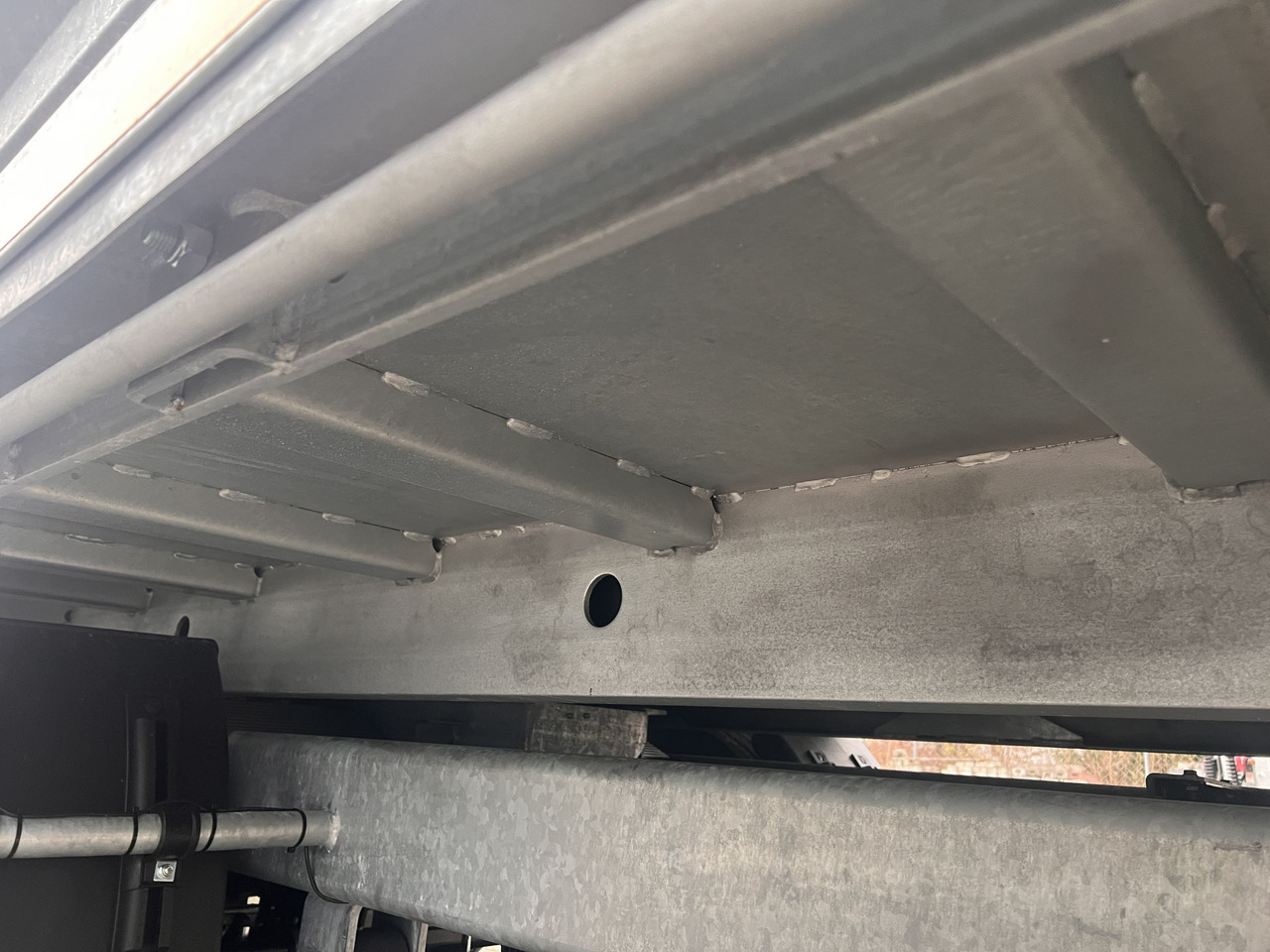 Möslein TTD 19 AB neuer 19 t Tandemkipper TiefladerGitteraufsatz - Príves sklápěcí: obrázok 4 Möslein TTD 19 AB neuer 19 t Tandemkipper TiefladerGitteraufsatz - Príves sklápěcí: obrázok 4