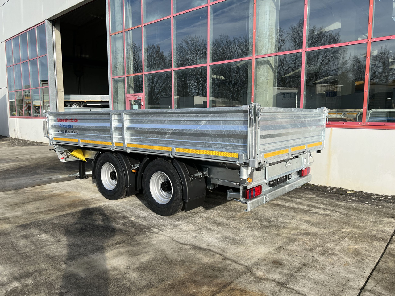 Möslein TTD 19 B neuer 19 t Tandemkipper- Tieflader - Príves sklápěcí: obrázok 5 Möslein TTD 19 B neuer 19 t Tandemkipper- Tieflader - Príves sklápěcí: obrázok 5