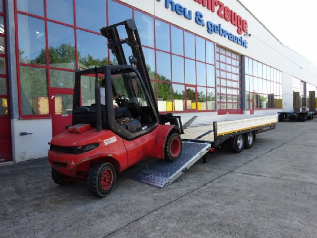 Möslein TTT 13 6,2 BR Weiß Neuer 13 t GG Tandemtieflader mit Breiten Rampen - Príves podvalník: obrázok 5 Möslein TTT 13 6,2 BR Weiß Neuer 13 t GG Tandemtieflader mit Breiten Rampen - Príves podvalník: obrázok 5