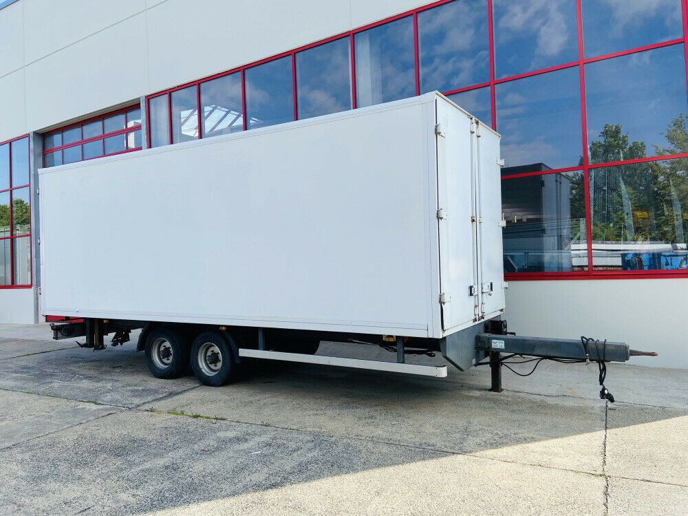 Tandem Kofferanhänger vorn Durchladbar - Príves skriňové: obrázok 2 Tandem Kofferanhänger vorn Durchladbar - Príves skriňové: obrázok 2