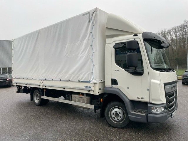 DAF FA LF 210 8t Pritsche/Plane+LBW DAF FA LF 210 8t Pritsche/Plane+LBW - Plachtové nákladné vozidlo: obrázok 1 DAF FA LF 210 8t Pritsche/Plane+LBW DAF FA LF 210 8t Pritsche/Plane+LBW - Plachtové nákladné vozidlo: obrázok 1