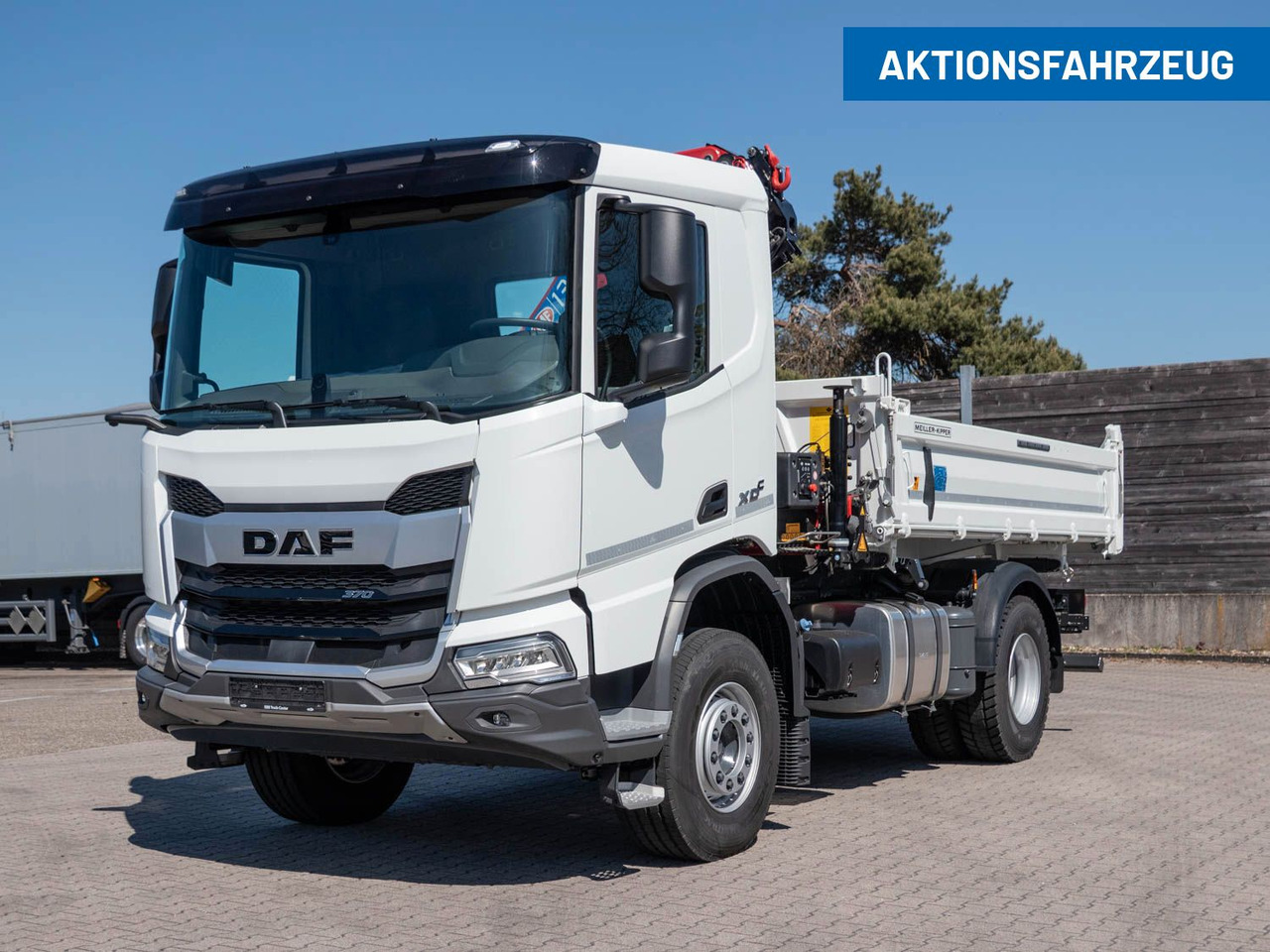 DAF FA XDC 370 Krankipper DAF XDC 370 FA Meiller Krankipper HMF - Auto s hydraulickou rukou, Sklápač: obrázok 1 DAF FA XDC 370 Krankipper DAF XDC 370 FA Meiller Krankipper HMF - Auto s hydraulickou rukou, Sklápač: obrázok 1