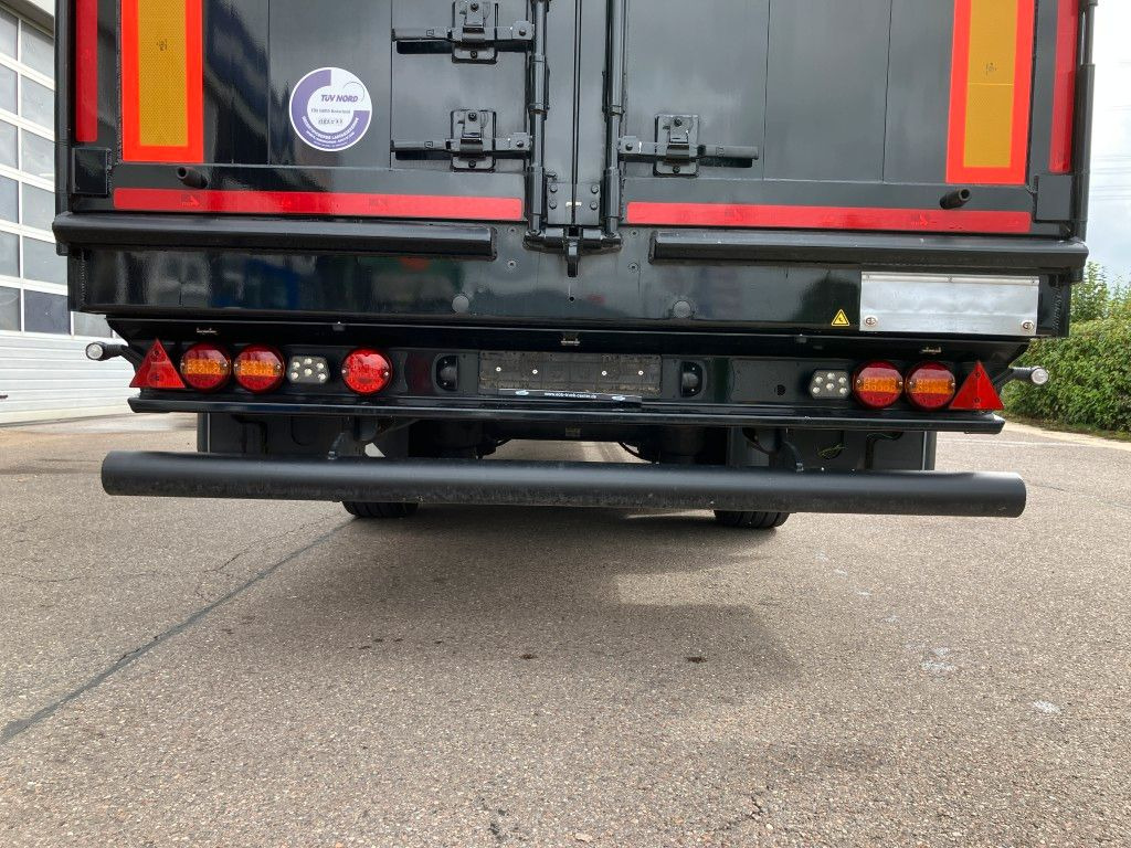 Náves s posuvnou podlahou Stas bioSTAR 90,6 cbm: obrázok 8 Náves s posuvnou podlahou Stas bioSTAR 90,6 cbm: obrázok 8