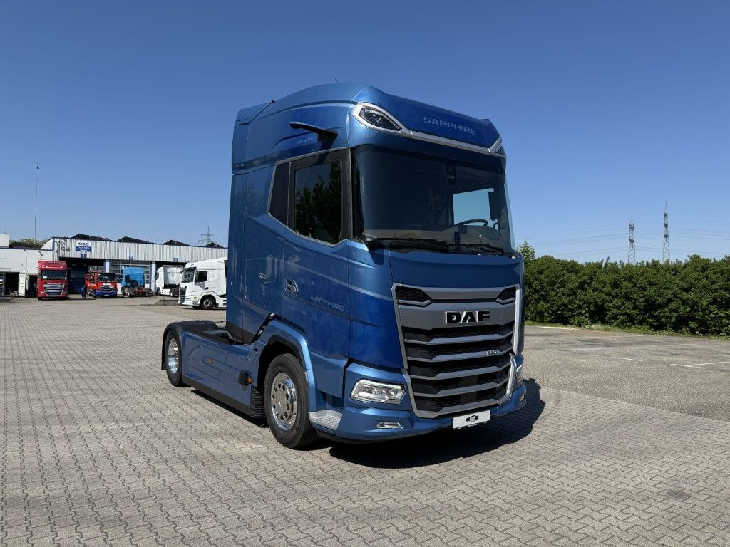 DAF FT XG 530 BLAU METALLIC Limited Edition - Ťahač: obrázok 2 DAF FT XG 530 BLAU METALLIC Limited Edition - Ťahač: obrázok 2