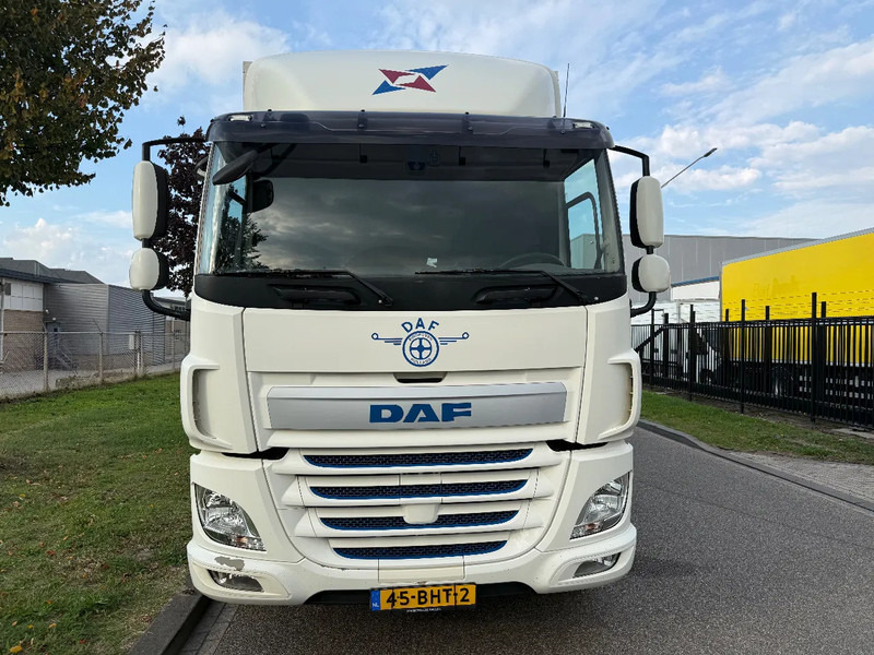 DAF CF 290 2016 - Skříňový nákladní auto: obrázok 4 DAF CF 290 2016 - Skříňový nákladní auto: obrázok 4