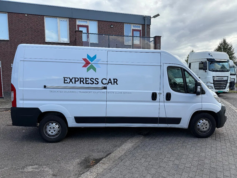 Opel Movano 2.2 D 140 pk 2022 L3 H2 !!!MOTOR PROBLEM !!! - Furgon: obrázok 4 Opel Movano 2.2 D 140 pk 2022 L3 H2 !!!MOTOR PROBLEM !!! - Furgon: obrázok 4