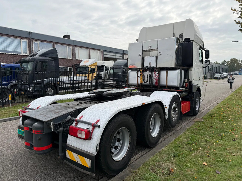 DAF XF 530 FTM 8X4 handgeschakeld 8-2018 retarder - Ťahač: obrázok 3 DAF XF 530 FTM 8X4 handgeschakeld 8-2018 retarder - Ťahač: obrázok 3