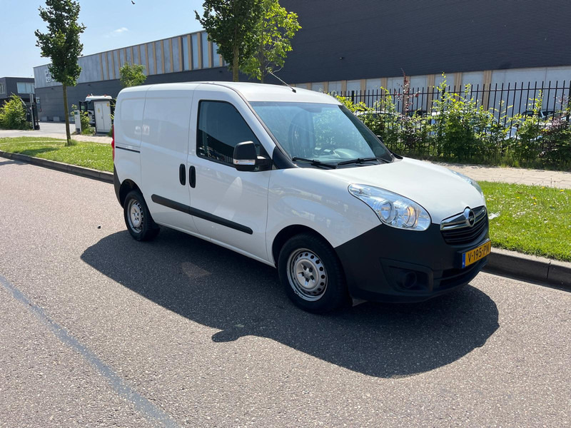 Opel Combo Edition 1.3CDTi L1 H1, Airco, Radio - Malá dodávka: obrázok 5 Opel Combo Edition 1.3CDTi L1 H1, Airco, Radio - Malá dodávka: obrázok 5