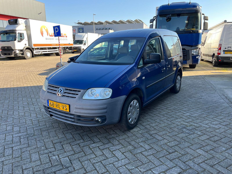 Volkswagen Caddy 1.6 Life, 7 seats, Compact - Automobil: obrázok 1 Volkswagen Caddy 1.6 Life, 7 seats, Compact - Automobil: obrázok 1