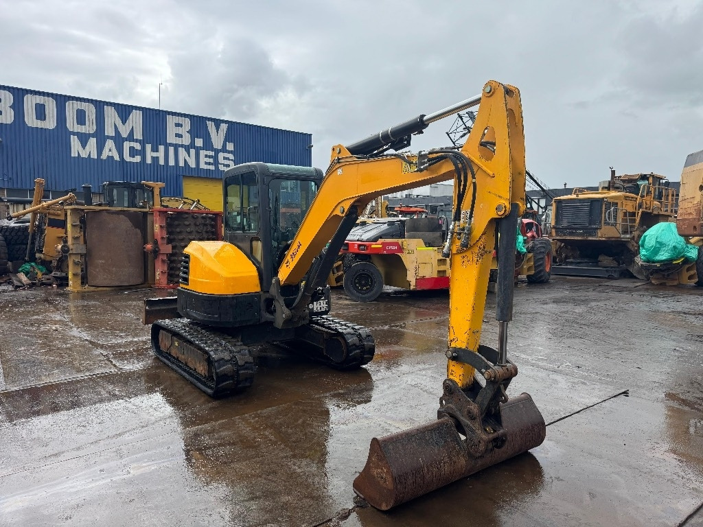 Bobcat E 50 EM - Mini rýpadlo: obrázok 3 Bobcat E 50 EM - Mini rýpadlo: obrázok 3