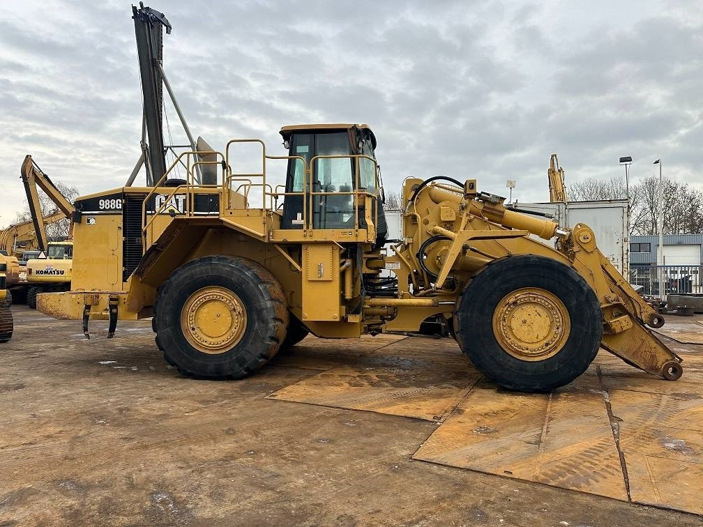 CAT 988 G - Kolesový nakladač: obrázok 2 CAT 988 G - Kolesový nakladač: obrázok 2