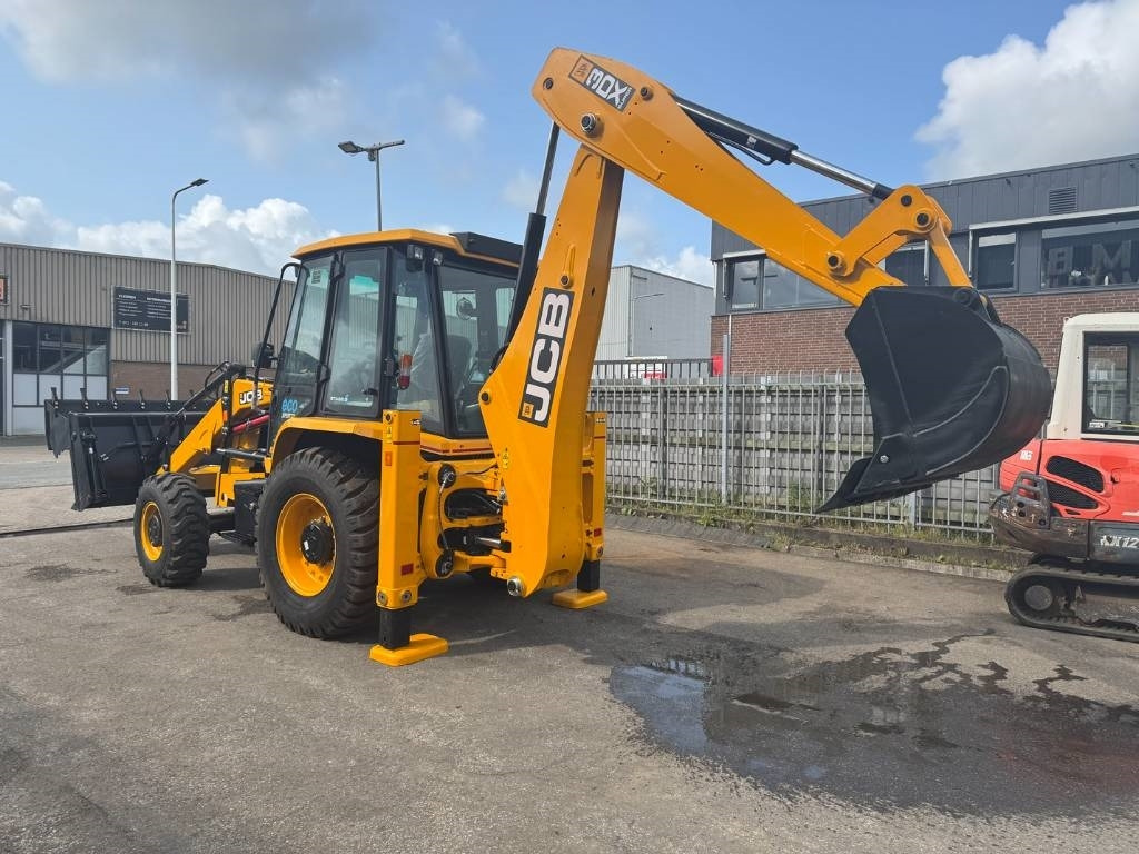 JCB 3 CX ECO 6 in 1 bucket ( UNUSED ) - Rýpadlo-nakladač: obrázok 3 JCB 3 CX ECO 6 in 1 bucket ( UNUSED ) - Rýpadlo-nakladač: obrázok 3